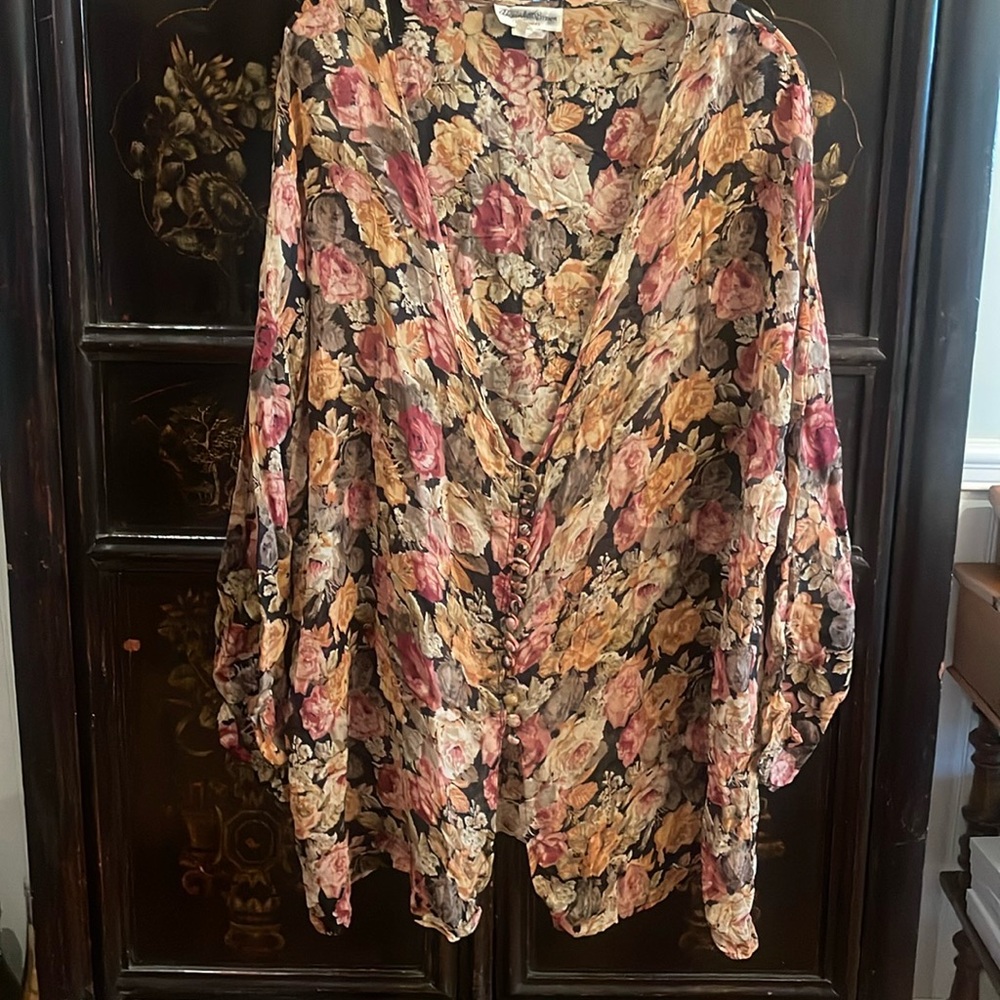Vintage oversized rayon Georgette blouse